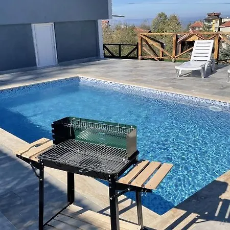 Casa vacanze Mesmerizing House With Heated Pool In