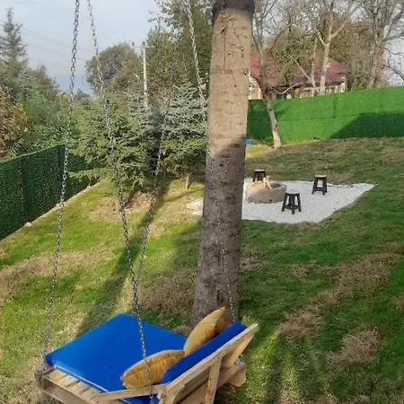 Mesmerizing House With Heated Pool In Casa vacanze Sapanca